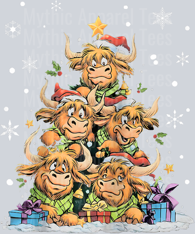 Funny Scottish Highland Cow Xmas Tree Family Christmas Tee Raglan Baseball Tee